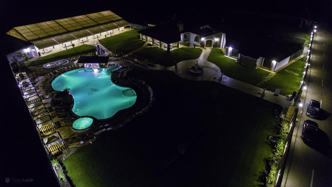 Paradisul Transilvaniei Resort Blaj Bagian luar foto